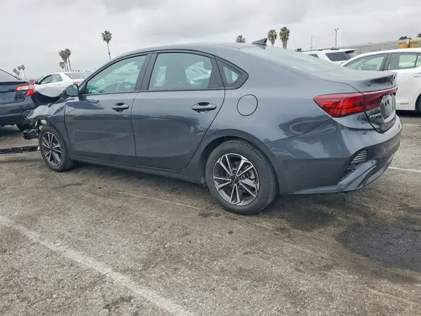 3KPF24AD5PE508284 2023 KIA FORTE - Image 2