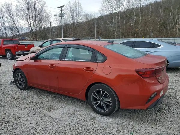 3KPF24AD5PE509788 2023 KIA FORTE - Image 2