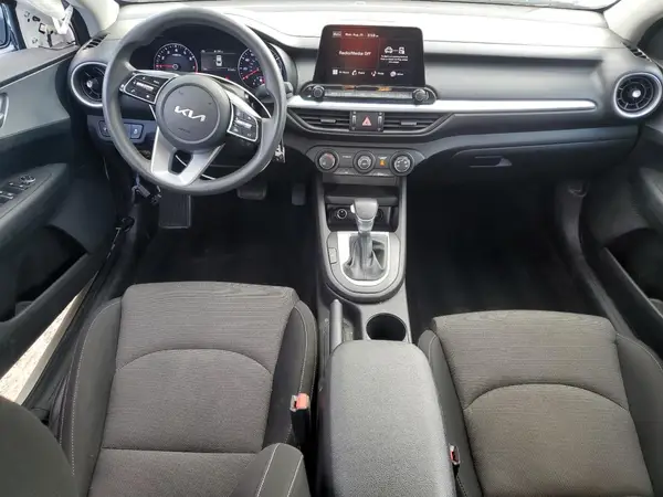3KPF24AD5PE514361 2023 KIA FORTE - Image 8