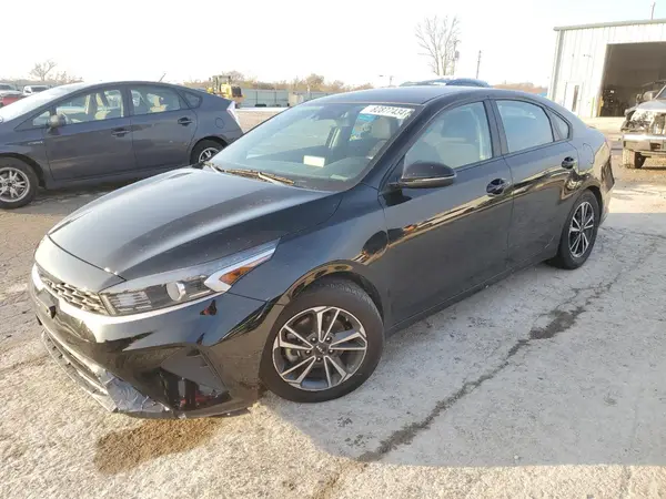 3KPF24AD5PE517597 2023 KIA FORTE - Image 1