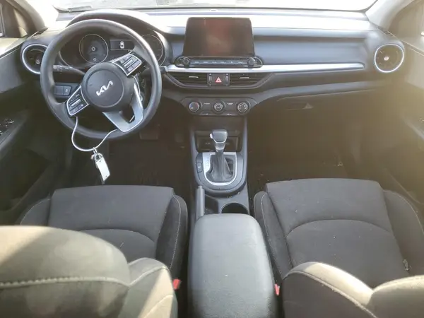 3KPF24AD5PE517597 2023 KIA FORTE - Image 8