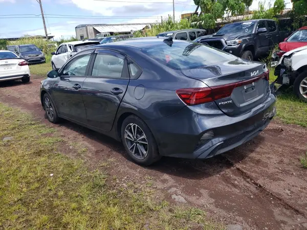3KPF24AD5PE518426 2023 KIA FORTE - Image 2