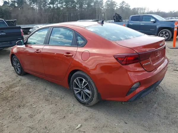 3KPF24AD5PE521651 2023 KIA FORTE - Image 2