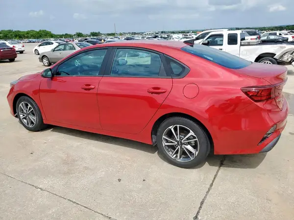 3KPF24AD5PE525201 2023 KIA FORTE - Image 2