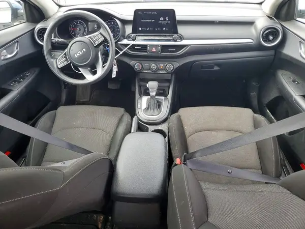 3KPF24AD5PE526560 2023 KIA FORTE - Image 8