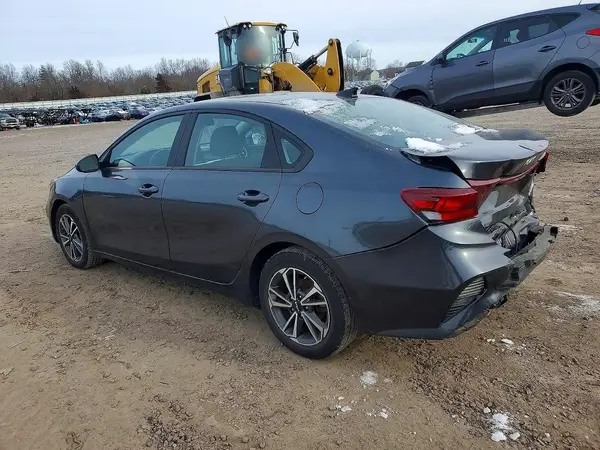 3KPF24AD5PE527031 2023 KIA FORTE - Image 2