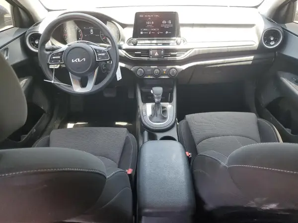 3KPF24AD5PE527207 2023 KIA FORTE - Image 8