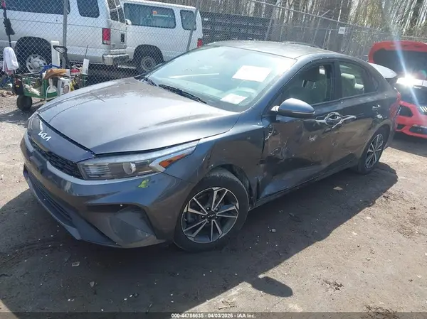 3KPF24AD5PE543617 2023 KIA FORTE - Image 2