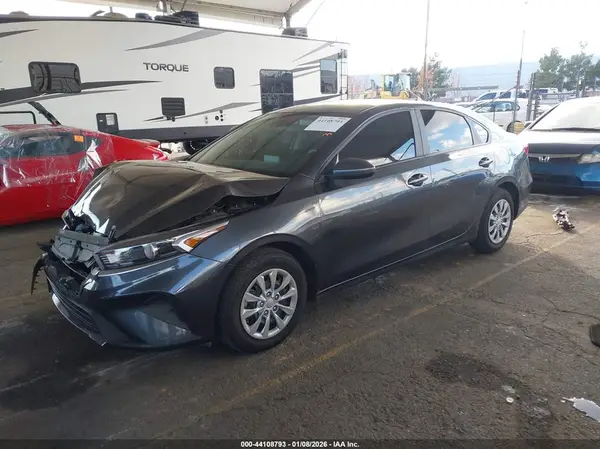 3KPF24AD5PE551152 2023 KIA FORTE - Image 2