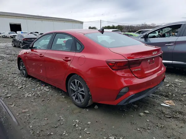 3KPF24AD5PE552186 2023 KIA FORTE - Image 2