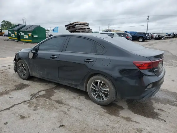 3KPF24AD5PE554245 2023 KIA FORTE - Image 2