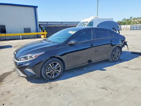 3KPF24AD5PE554892 2023 KIA FORTE - Image 1