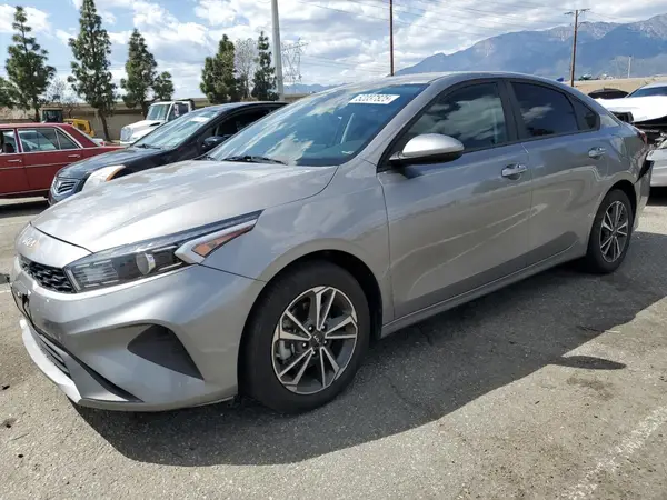3KPF24AD5PE554939 2023 KIA FORTE - Image 1