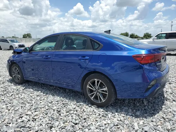 3KPF24AD5PE555654 2023 KIA FORTE - Image 2