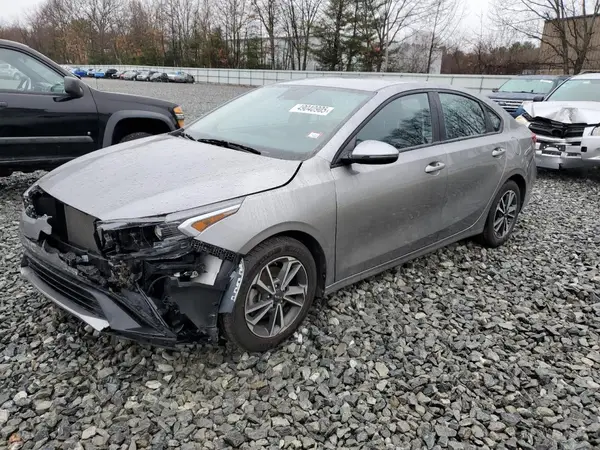 3KPF24AD5PE556805 2023 KIA FORTE - Image 1