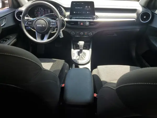 3KPF24AD5PE564600 2023 KIA FORTE - Image 8