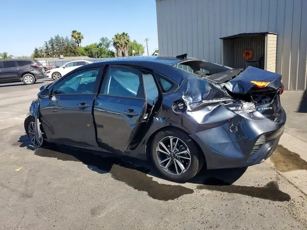 3KPF24AD5PE566444 2023 KIA FORTE - Image 2