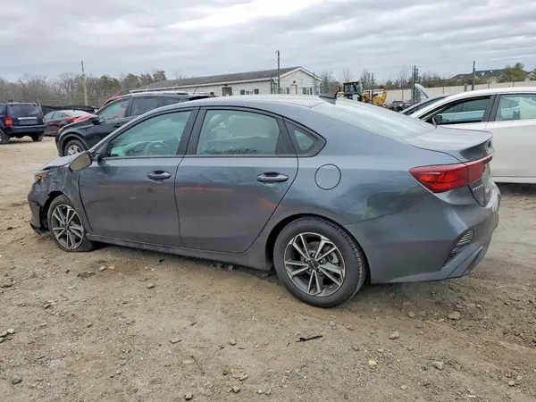 3KPF24AD5PE566458 2023 KIA FORTE - Image 2