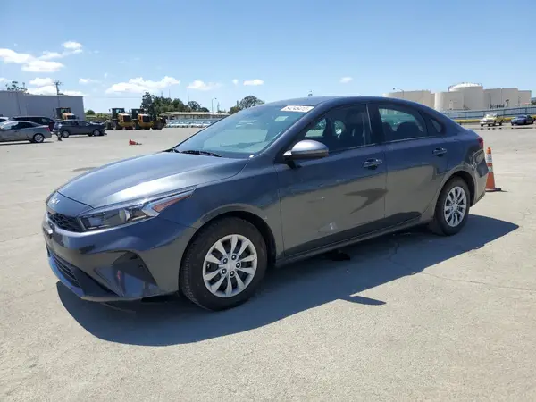 3KPF24AD5PE568484 2023 KIA FORTE - Image 1