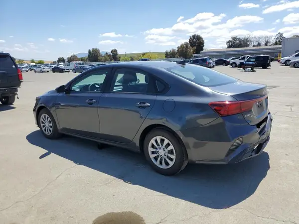 3KPF24AD5PE568484 2023 KIA FORTE - Image 2