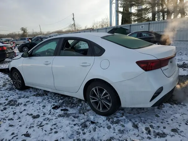 3KPF24AD5PE572325 2023 KIA FORTE - Image 2