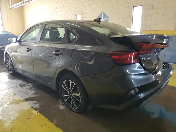 3KPF24AD5PE573930 2023 KIA FORTE - Image 2