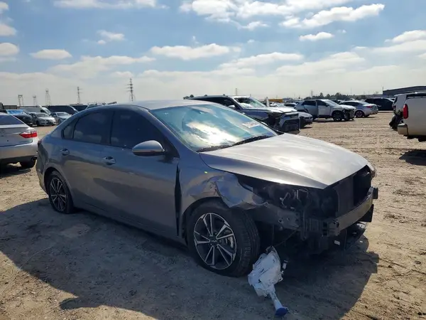2023 KIA FORTE COPART lot 77734765 auction photo 4