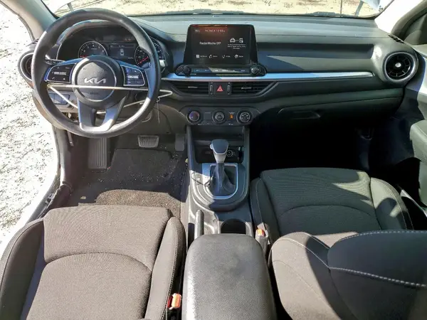 3KPF24AD5PE578237 2023 KIA FORTE - Image 8