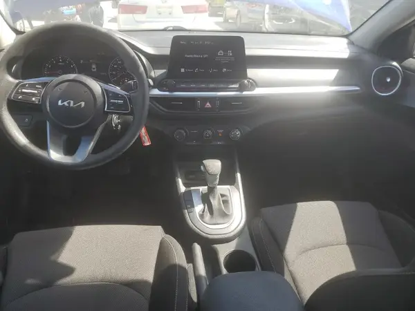 3KPF24AD5PE580490 2023 KIA FORTE - Image 8