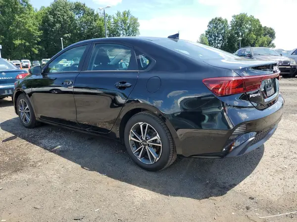3KPF24AD5PE581297 2023 KIA FORTE - Image 2