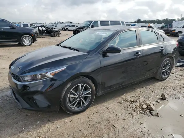 3KPF24AD5PE581316 2023 KIA FORTE - Image 1