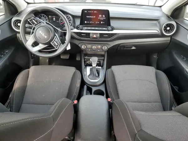 3KPF24AD5PE581316 2023 KIA FORTE - Image 8