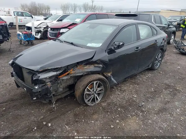 3KPF24AD5PE587407 2023 KIA FORTE - Image 2