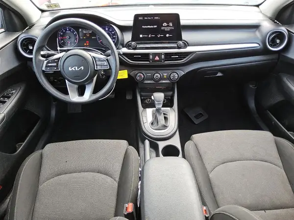3KPF24AD5PE592932 2023 KIA FORTE - Image 8
