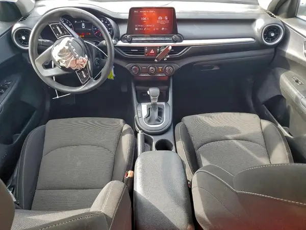 3KPF24AD5PE595264 2023 KIA FORTE - Image 8