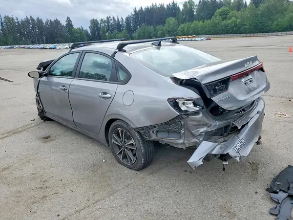 3KPF24AD5PE595989 2023 KIA FORTE - Image 2
