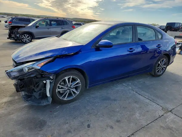 3KPF24AD5PE596348 2023 KIA FORTE - Image 1