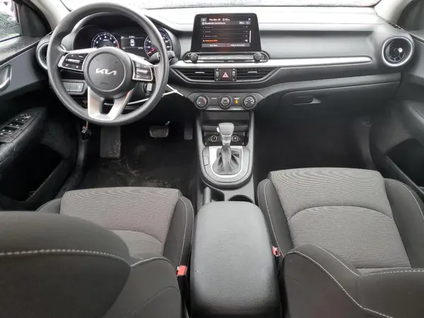 3KPF24AD5PE598455 2023 KIA FORTE - Image 8