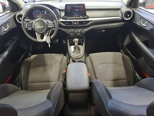3KPF24AD5PE600771 2023 KIA FORTE - Image 8