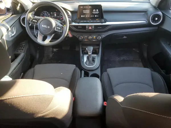 3KPF24AD5PE605260 2023 KIA FORTE - Image 8