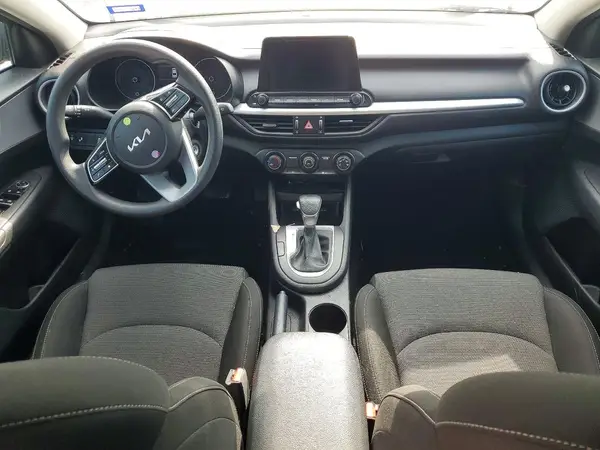 3KPF24AD5PE607672 2023 KIA FORTE - Image 8