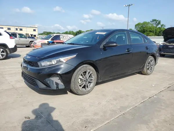 3KPF24AD5PE607932 2023 KIA FORTE - Image 1