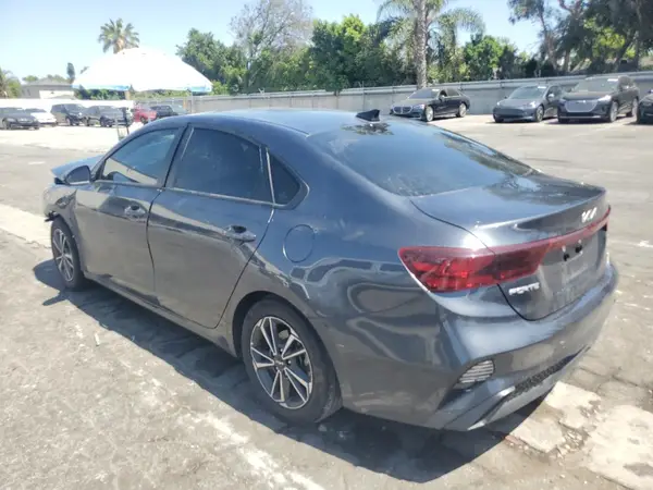 3KPF24AD5PE608515 2023 KIA FORTE - Image 2