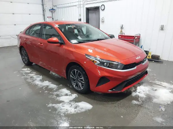3KPF24AD5PE609664 2023 KIA FORTE - Image 1