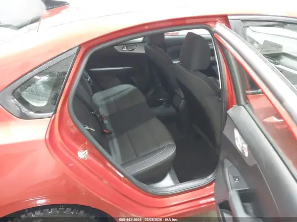 3KPF24AD5PE609664 2023 KIA FORTE - Image 8