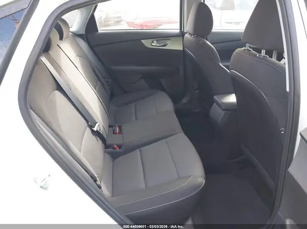 3KPF24AD5PE609857 2023 KIA FORTE - Image 8
