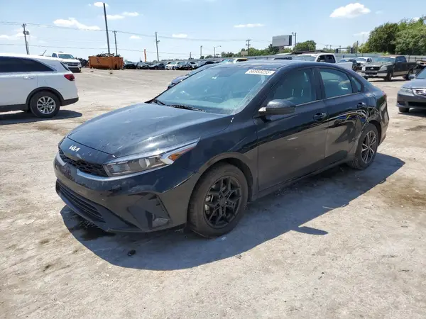 3KPF24AD5PE610250 2023 KIA FORTE - Image 1