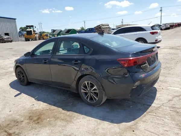 3KPF24AD5PE610250 2023 KIA FORTE - Image 2