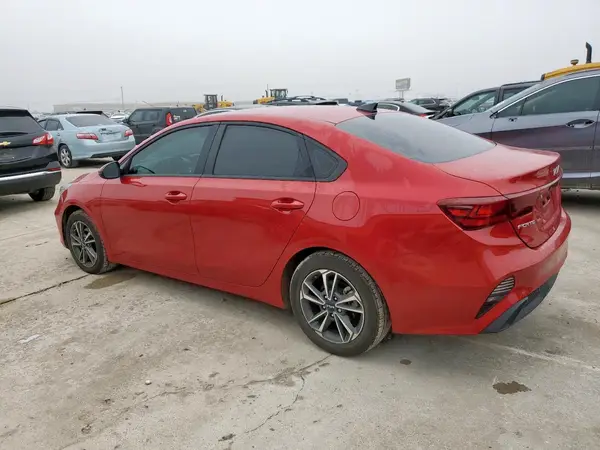 3KPF24AD5PE611379 2023 KIA FORTE - Image 2
