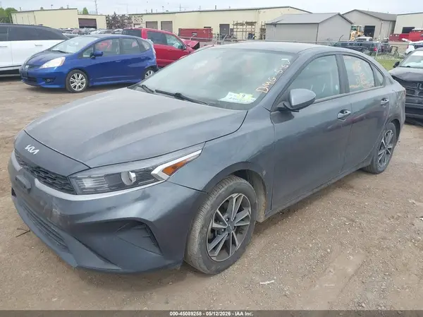 3KPF24AD5PE614749 2023 KIA FORTE - Image 2